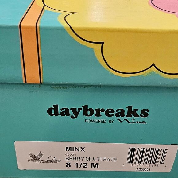 New Nina Daybreaks Minx Pink, Yellow and Orange Colorful Sandals - Picture 10 of 11